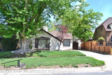 Main picture of 1476 27th St
