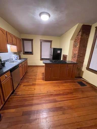 Main picture of 1 Maybury St