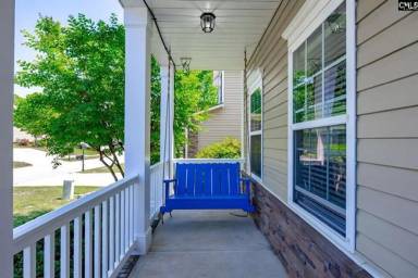 Main picture of 221 Allenbrooke Dr