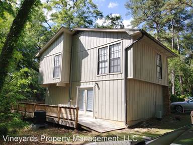 Main picture of 2319 Green Timbers Trl