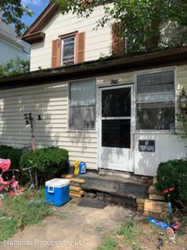 Main picture of 824 Murray Ave SE