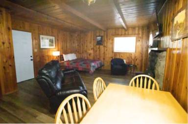 Main picture of 596 W White Mountain Blvd