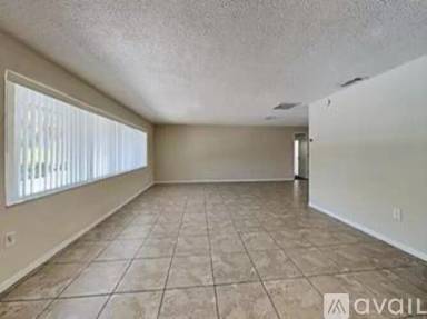 Main picture of 1895 Almeria Way S