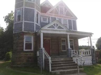 Main picture of 10510 Olivet Ave