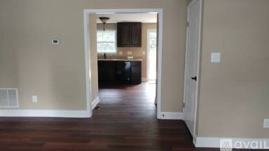 Main picture of 136 Laurel Valley Ct