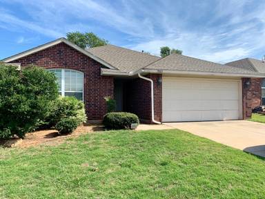 Main picture of 9313 Apple Dr