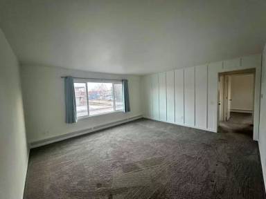 Main picture of 2901 E 42nd Ave
