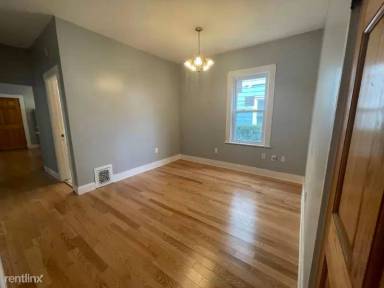 Main picture of 24 Litchfield St