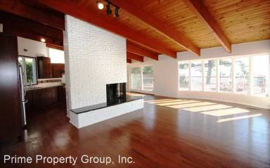 Main picture of 3255 Crane Way