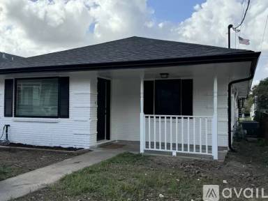 Main picture of 240 Angela Ave