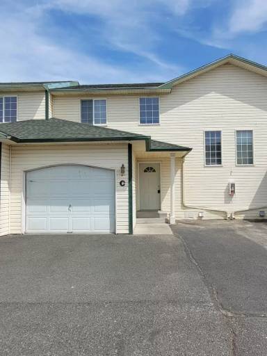 Main picture of 1306 S Skyline Dr