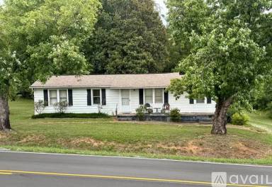 Main picture of 1062 College Ave