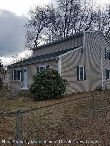 Main picture of 34 Midway Oval