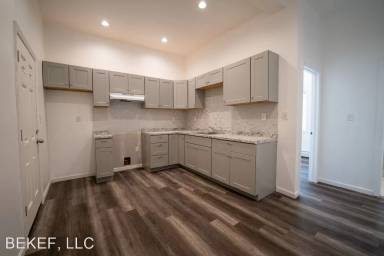 Main picture of 28 Laurel Rd