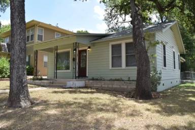 Main picture of 801 Newman Dr