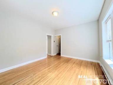 Main picture of 620-28 W Barry Ave