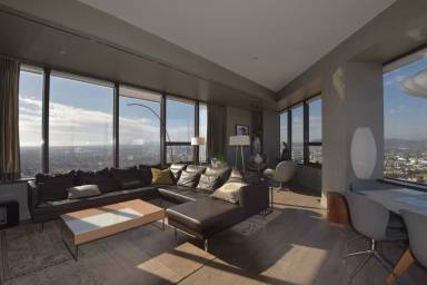 Main picture of 1100 Wilshire