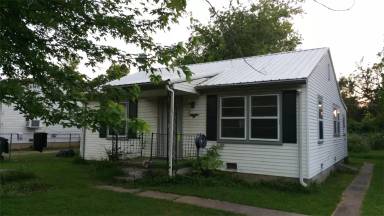 Main picture of 2118 N Evanston Ave