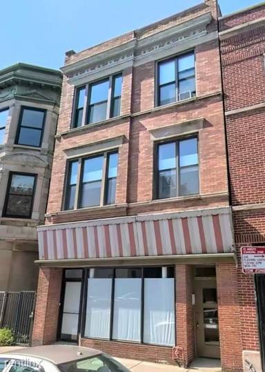 Main picture of 3616 W Wrightwood Ave