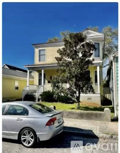 Main picture of 15 Dingle St