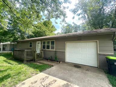 Main picture of 209 S Dale Ave