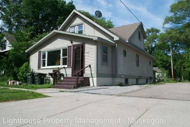 Main picture of 1525 Beidler St