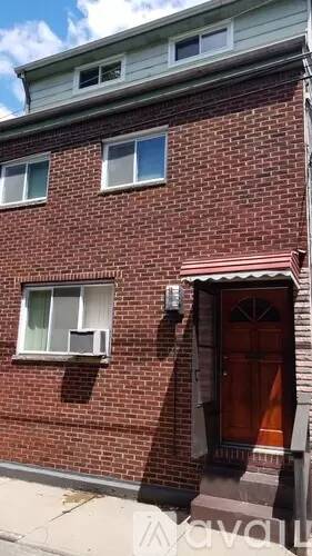 Main picture of 1707 Edwards Way