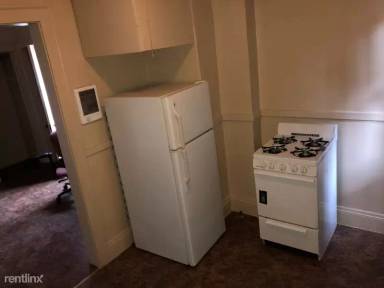 Main picture of 9909 Lorain Ave