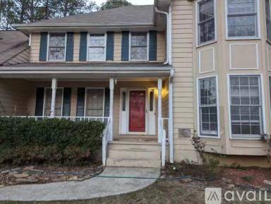 Main picture of 542 Banks Rd E