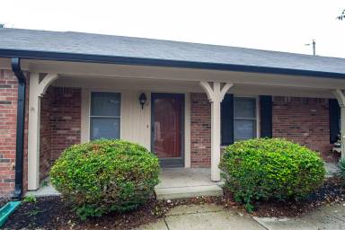 Main picture of 140 N Cherry St