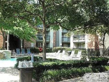 Main picture of Cimarron Court Condominiums