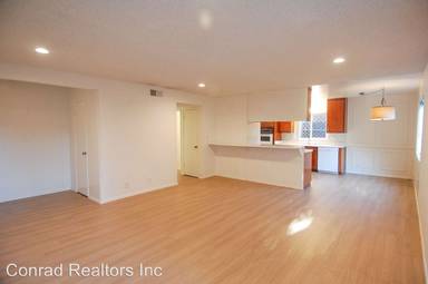 Main picture of 211 W Mariposa
