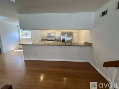 Main picture of 4255 La Salle Ave