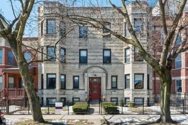 Main picture of 4442 N Dover St