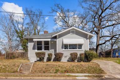 Main picture of 3009 Prince Ave