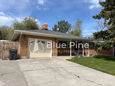 Main picture of 239 Pinon Dr