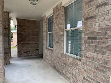 Main picture of 900 Sweet Leaf Ln