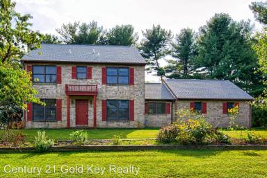 Main picture of 671 New London Rd
