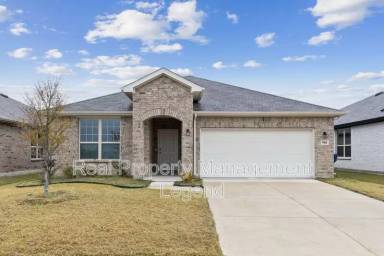 Main picture of 968 Ravenwood Ln