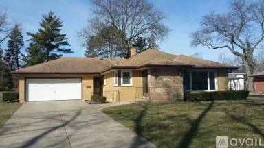 Main picture of 1431 E Emmerson Ln