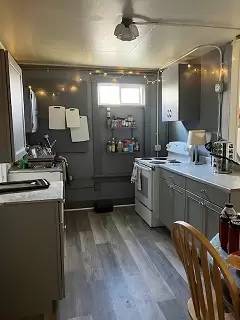 Main picture of 26 S Oakwood Ter