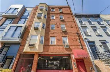 Main picture of 318 Park Ave