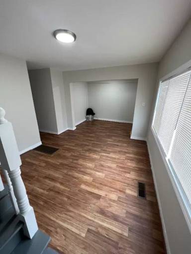 Main picture of 527 N Main St