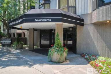 Main picture of 1000 North LaSalle Apartments