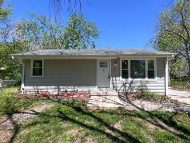 Main picture of 7610 E 48th St