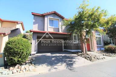 Main picture of 9543 Dominion Wood Ln