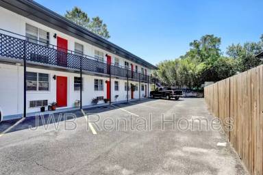 Main picture of 5032 Shirley Ave