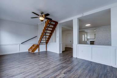 Main picture of 978 Manton Way