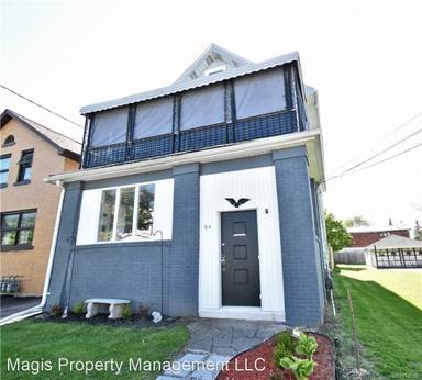 Main picture of 94 Reo Ave
