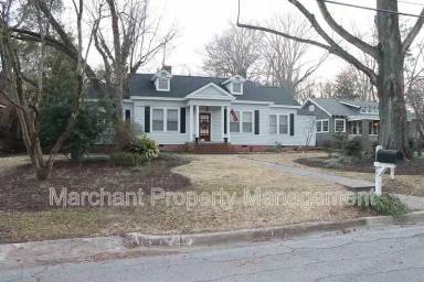 Main picture of 421 Watson Ave